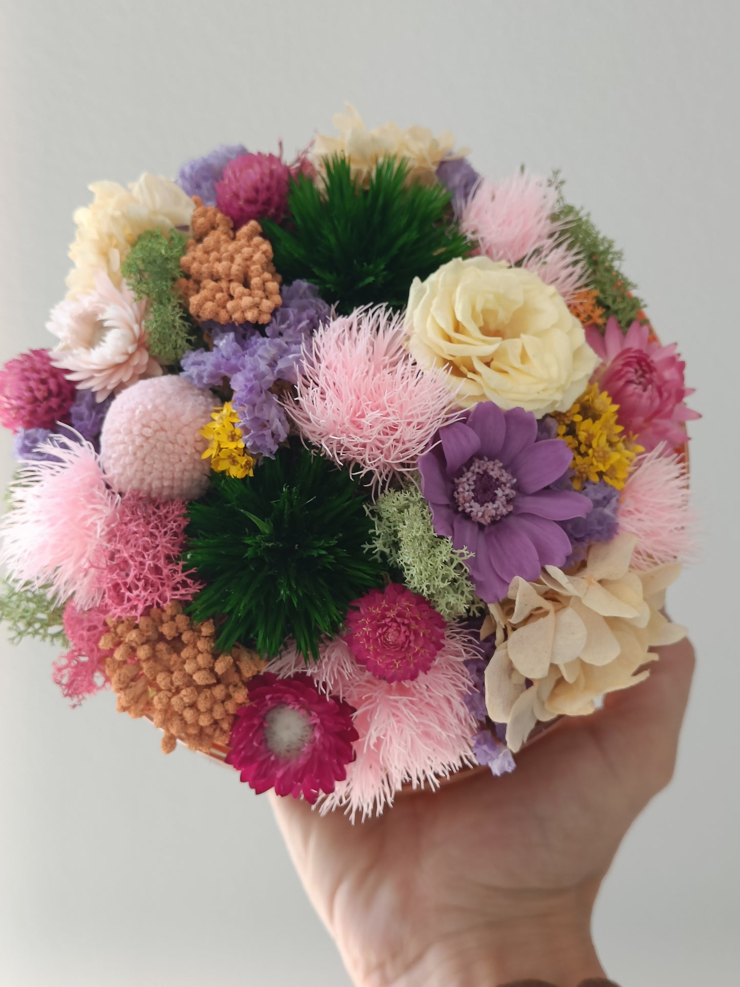 Flowerbomb I orange skål